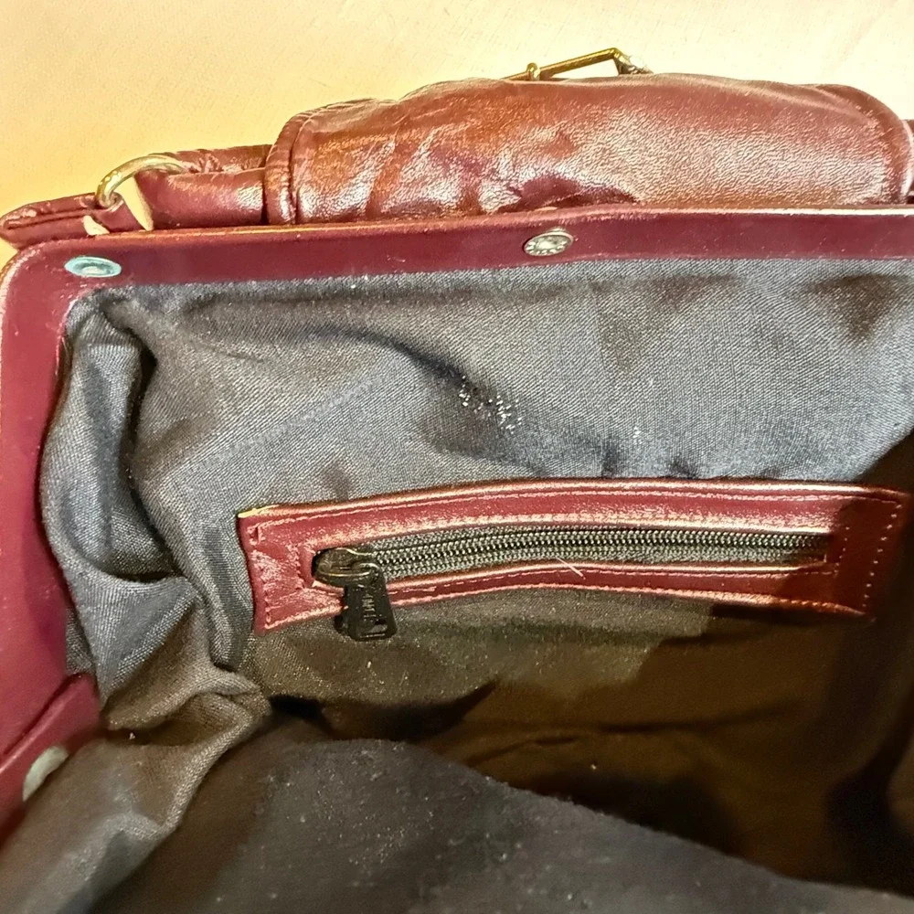 Vintage Burgundy Leather Handbag Top Handle Purse Gold‎ Tone Clasp